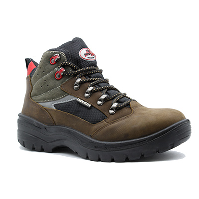 Bota en Piel Titanium